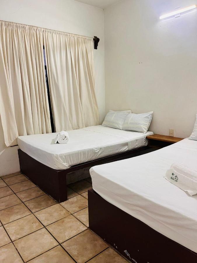 Hotel Om Downtown Санта-Крус-Хуатулко Экстерьер фото
